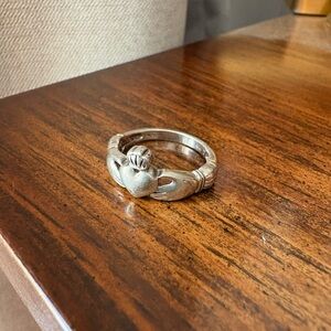 Sterling Silver Irish Claddagh Ring